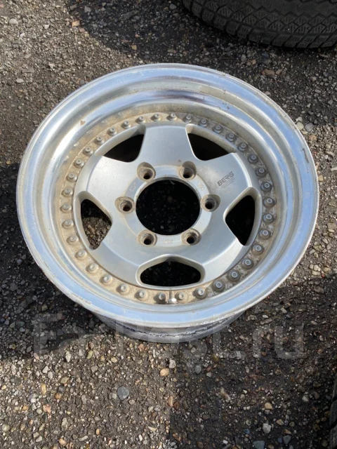 Berg. 8.0x15", 6x139.7, ET0 ����