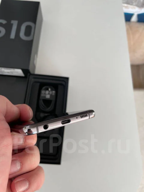 Samsung Galaxy S10. �/�, ������, 4G LTE ����