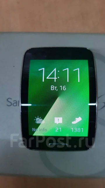 Samsung Gear. GPS, SIM-�����, IP67 ����