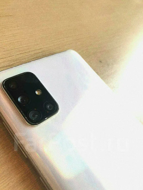 Samsung Galaxy A71. �/�, �����, 3G, 4G LTE, Dual-SIM, NFC ����