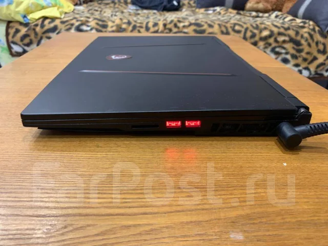 MSI GE75 Raider 9SF. 17.3", 2,6����, ��� 16 ��, ���� 1 500���, WiFi: 1, Bluetooth: 1, ����������� �� 3��. ����