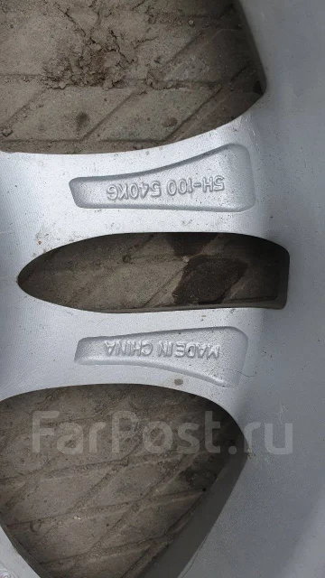 4 Racing. x16", 5x114.3 ����