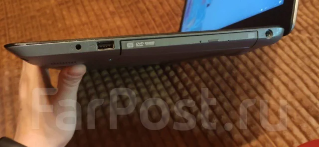 Acer Aspire F5. 15.6", 2,8����, ��� 8 ��, ���� 1 000���, WiFi: 1, Bluetooth: 1, ����������� �� 6��. ����