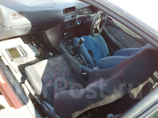 Toyota Corolla Levin. AE111 ����