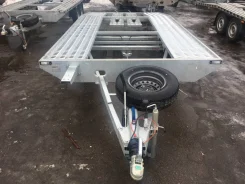 Rydwan. �/�: 2 350���., �����: 3 000���. ����