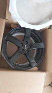 Alutec Freeze. 7.5x18", 5x112, ET33, �� 66,5���. ����