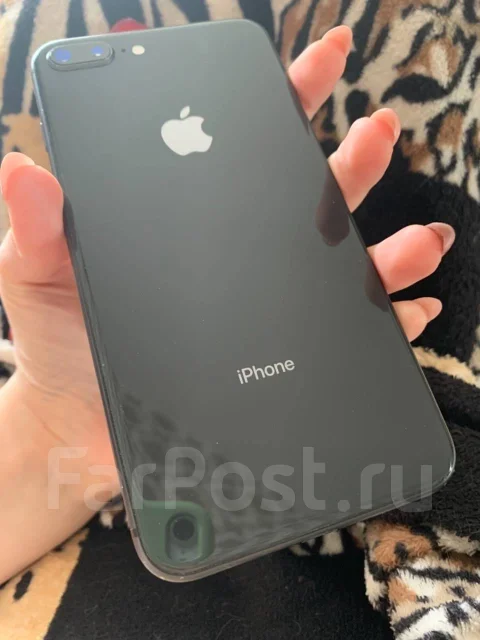 Apple iPhone 8 Plus. �/�, ������, 4G LTE, NFC ����