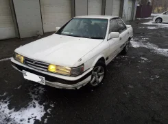 Toyota Vista. ��������, ��������, 2.0 (114��.�.), ������, 250 000����. �� ����