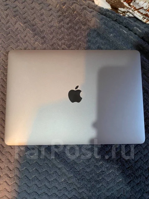 Apple MacBook Pro 13 2020. 13.3", 2,1����, ��� 256 �� � ������, ���� 256���, WiFi: 1, Bluetooth: 1 ����