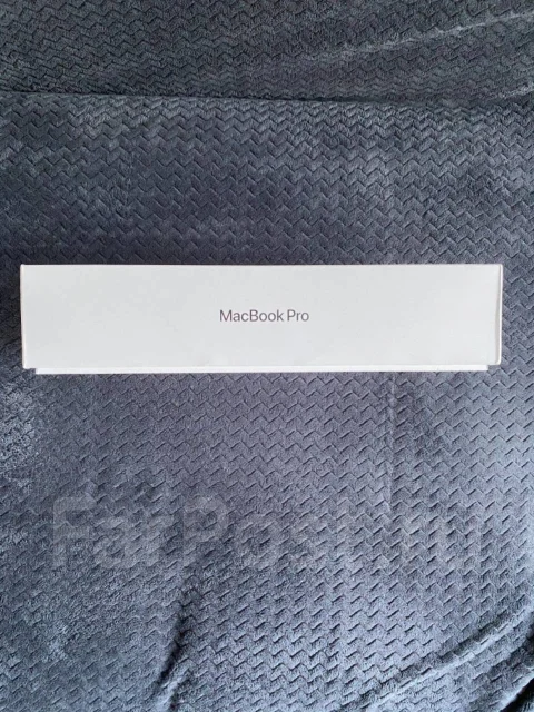 Apple MacBook Pro 13 2020. 13.3", 2,1����, ��� 256 �� � ������, ���� 256���, WiFi: 1, Bluetooth: 1 ����