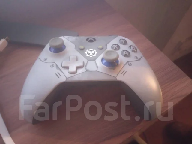 Microsoft Xbox One X ����