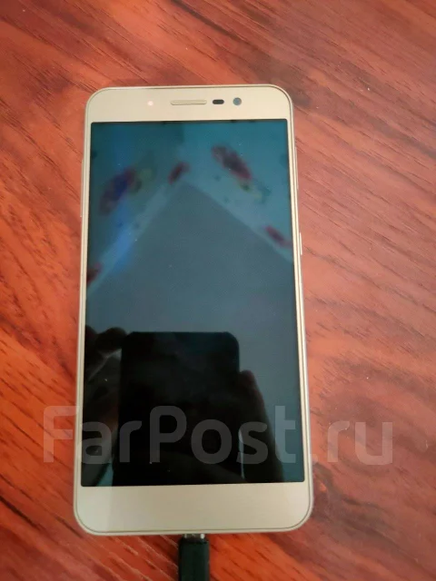 ZTE Blade A910. �/�, �������, 3G, 4G LTE, Dual-SIM ����