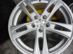 Freemotion. 6.5x16", 5x100, ET45, �� 73,1���. ����