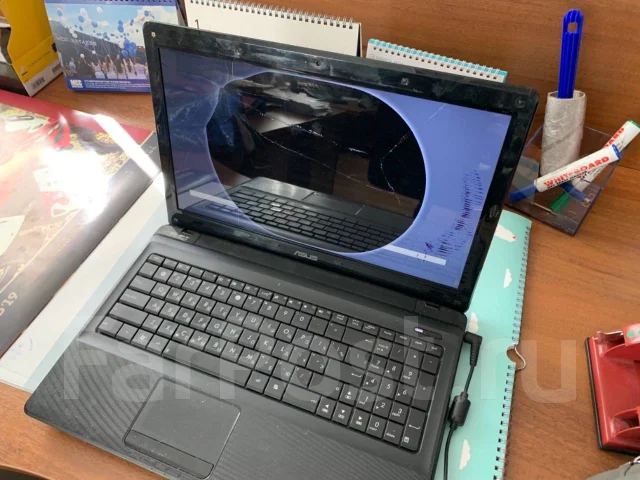 Asus X52JB. 15.6", ��� 2048 ��, WiFi: 1, Bluetooth: 1 ����