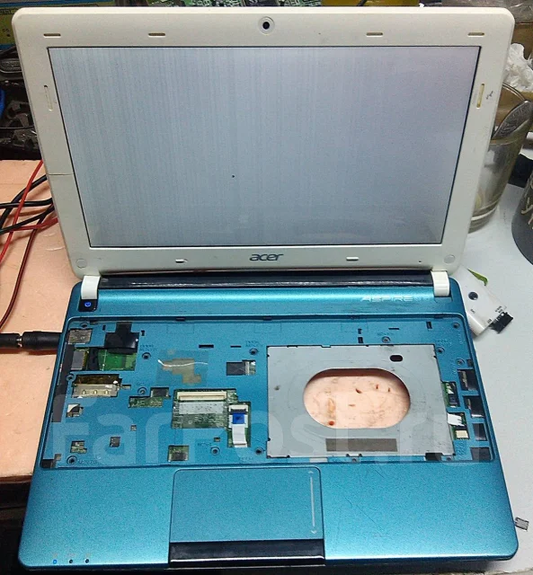 Acer Aspire One. 10.1" ����
