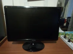 ViewSonic. 22" ����
