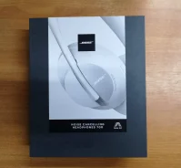 Bose Noise Cancelling Headphones 700 ����