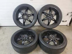 Verde. 9.5x22", 5x114.3, 5x120, ET35, �� 74,1���. ����