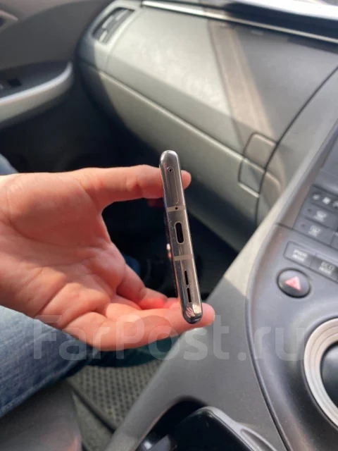 OnePlus 8. �/� ����