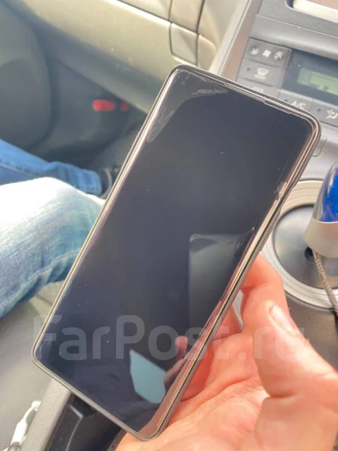 OnePlus 8. �/� ����
