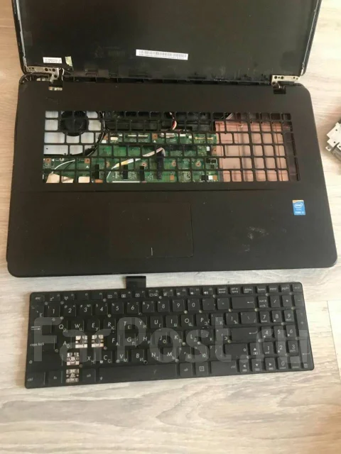 Asus X751L. 17.3" ����