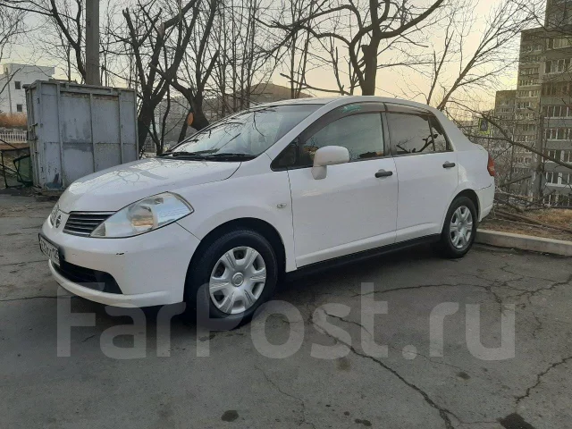 Nissan Tiida Latio. ��������, 1.5, ������, 306 000����. �� ����
