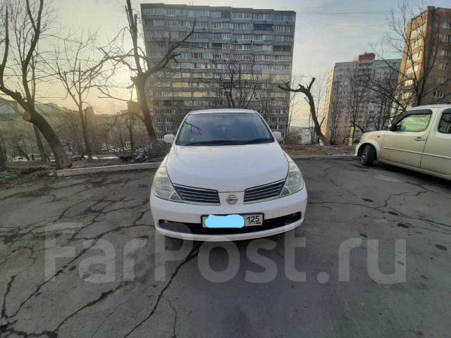 Nissan Tiida Latio. ��������, 1.5, ������, 306 000����. �� ����