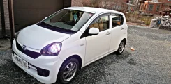 Daihatsu Mira e:S. ��������, ��������, 0.7 (49��.�.), ������, 80 000����. �� ����