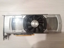 GeForce GTX 690 ����