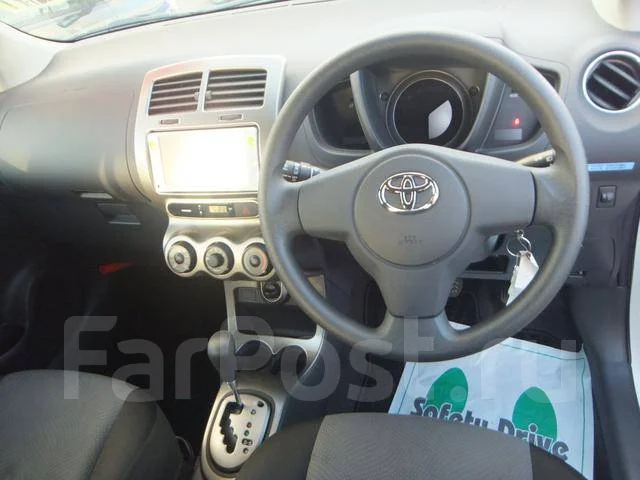 Toyota ist. �������, ��������, 1.5, ������, �/�. ��� ����� �� ������������ ����
