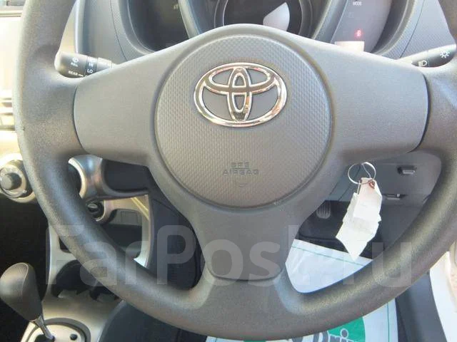 Toyota ist. �������, ��������, 1.5, ������, �/�. ��� ����� �� ������������ ����