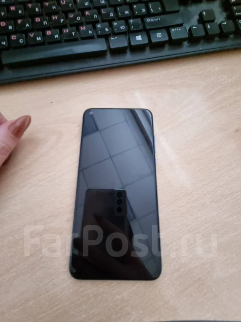 Honor View 20. �/�, �����, 3G, 4G LTE, Dual-SIM, NFC ����