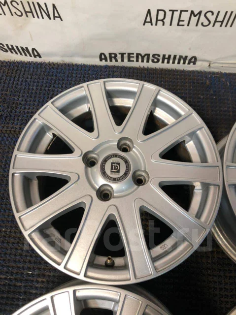 ����� ����� �� ������ Design R14 4/100. 5.5x14", 4x100, ET45, �� 73,1���. ����