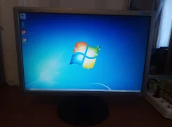 Samsung. 20" ����