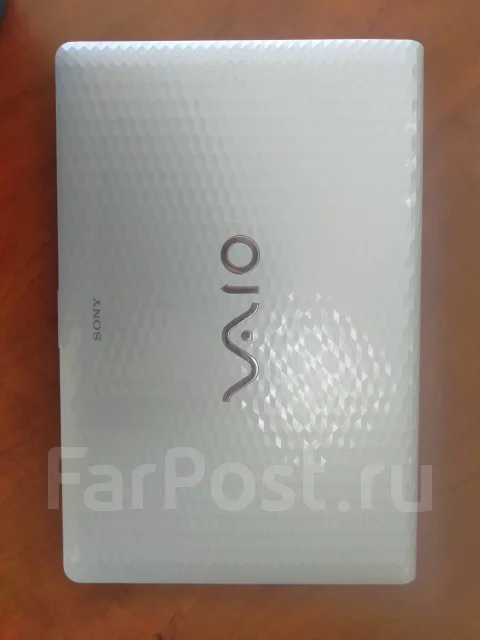 Sony VAIO PCG-71812V. ��� 4 ��, ���� 320���, WiFi: 1 ����