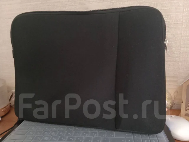 Asus VivoBook X556UQ. 15.6", 2,3����, ��� 12 ��, ���� 500���, WiFi: 1, Bluetooth: 1, ����������� �� 6��. ����