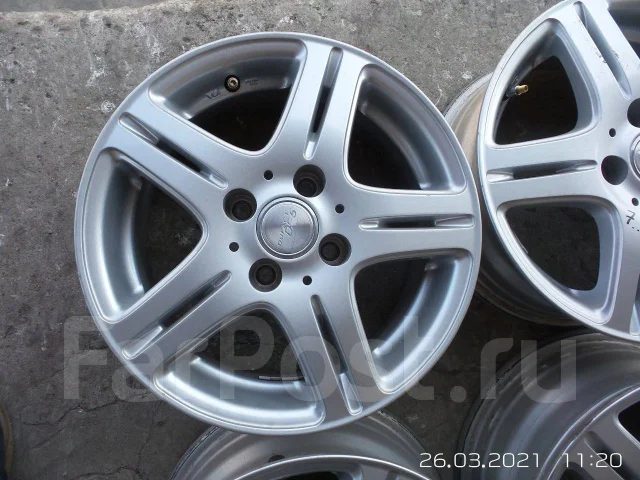 Dunlop Dufact DF5. 5.5x14", 4x100, ET38 ����