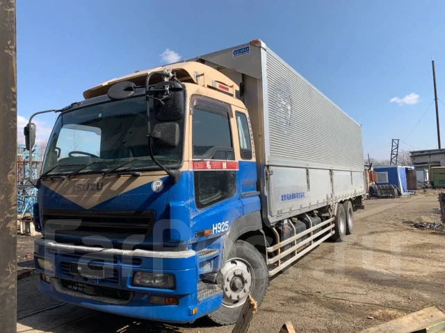Isuzu Giga ����