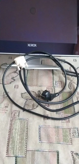 Xerox. 19" ����