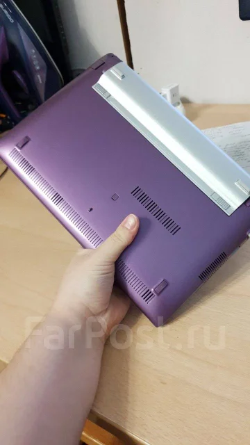 Asus Eee PC 1025CE. 10.1", 1,8����, ��� 2048 ��, ���� 500���, WiFi: 1, Bluetooth: 1, ����������� �� 1��. ����