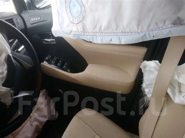Toyota Alphard. AGH3011111 ����