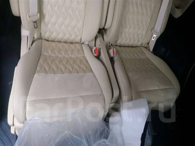 Toyota Alphard. AGH3011111 ����
