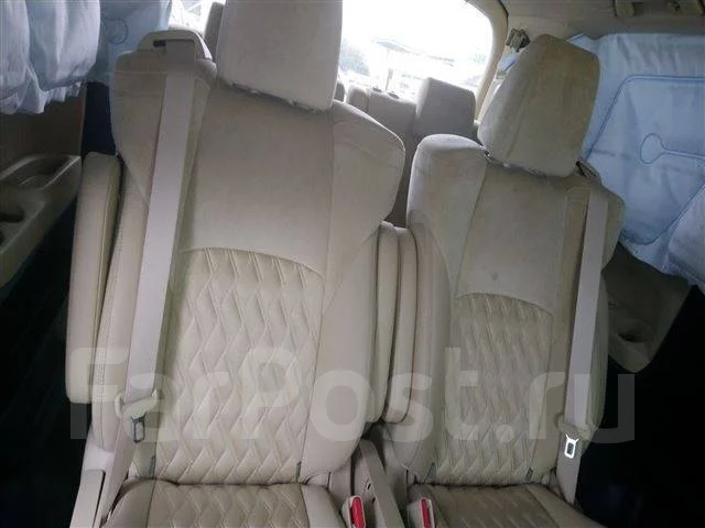 Toyota Alphard. AGH3011111 ����