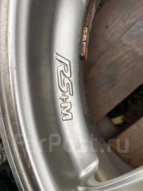 Enkei RS+M. 7.0x16", 5x100, ET35, �� 73,1���. ����