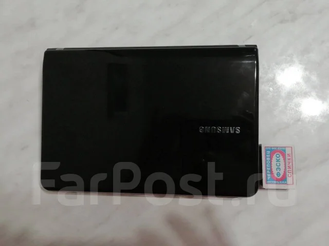 Samsung NC110. 10.1", 1,6����, ��� 2048 ��, ���� 320���, WiFi: 1, Bluetooth: 1, ����������� �� 6��. ����