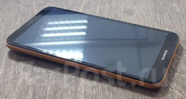 Huawei Y5 Lite. �/�, ����������, ������, 3G, 4G LTE, Dual-SIM ����