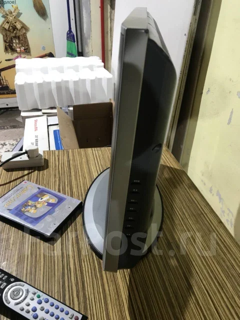 Shinco. LCD (��) ����