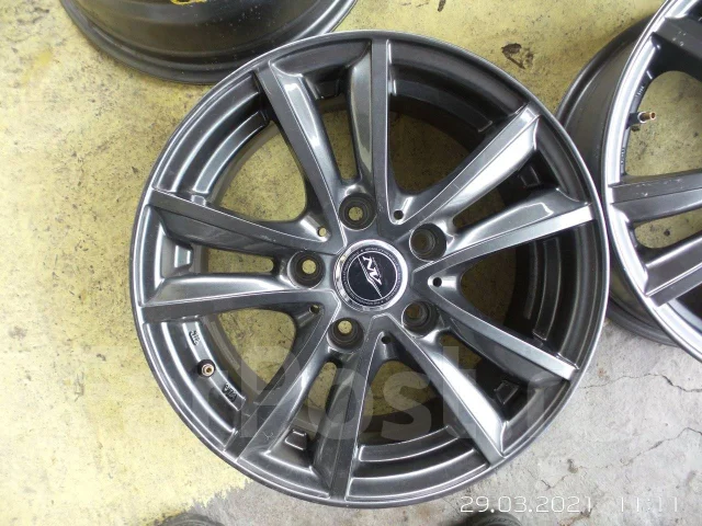 Velox Nirvana. 6.0x15", 5x114.3, ET43, �� 72,5���. ����