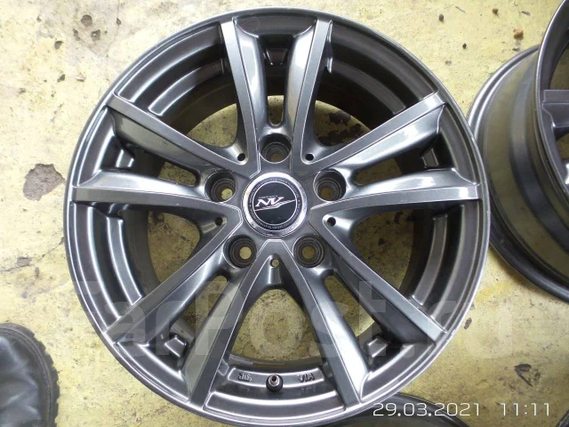 Velox Nirvana. 6.0x15", 5x114.3, ET43, �� 72,5���. ����