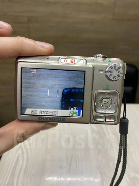 Olympus FE-230 ����